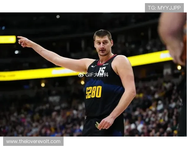 约基奇仅差51助攻达成场均三双 创五纪录助准绝杀 约基奇仅差51助攻达成场均三双 创五纪录助准绝杀